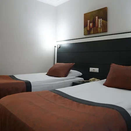 Dafne Hotel
