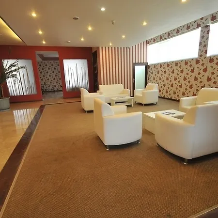 Hotel Dafne 3*