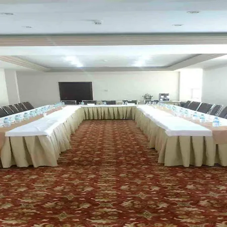 Hotel Dafne 3*